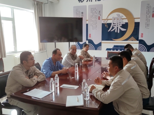 7月11日，公司領導在修造分部進行檢查。.jpg