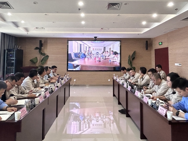 2025年6月11日上午，公司召開聚甲醛項(xiàng)目可行性研究報(bào)告內(nèi)審會(huì)-1.jpg