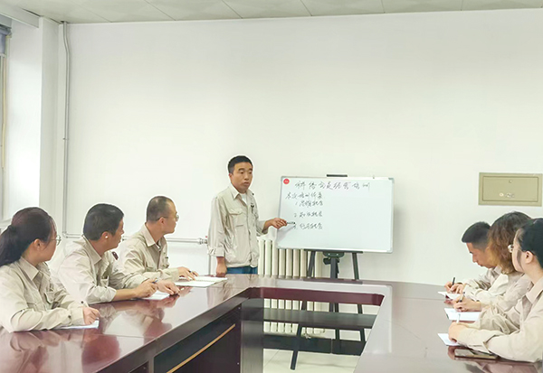 渭化科信公司全員經(jīng)營(yíng)培訓(xùn)照片 (1).jpg